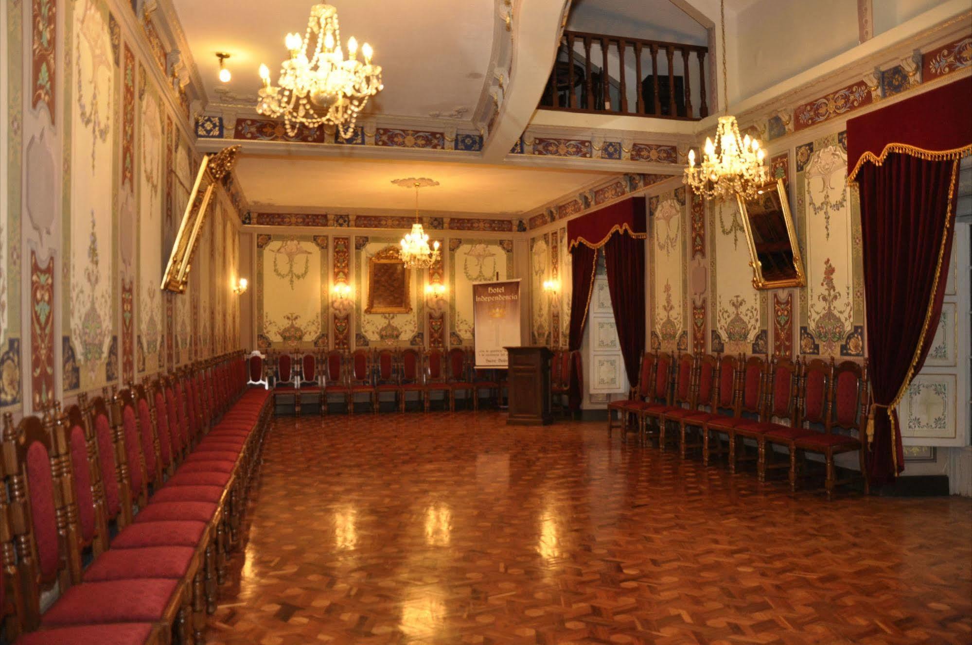 Hotel Independencia Сукре Екстериор снимка
