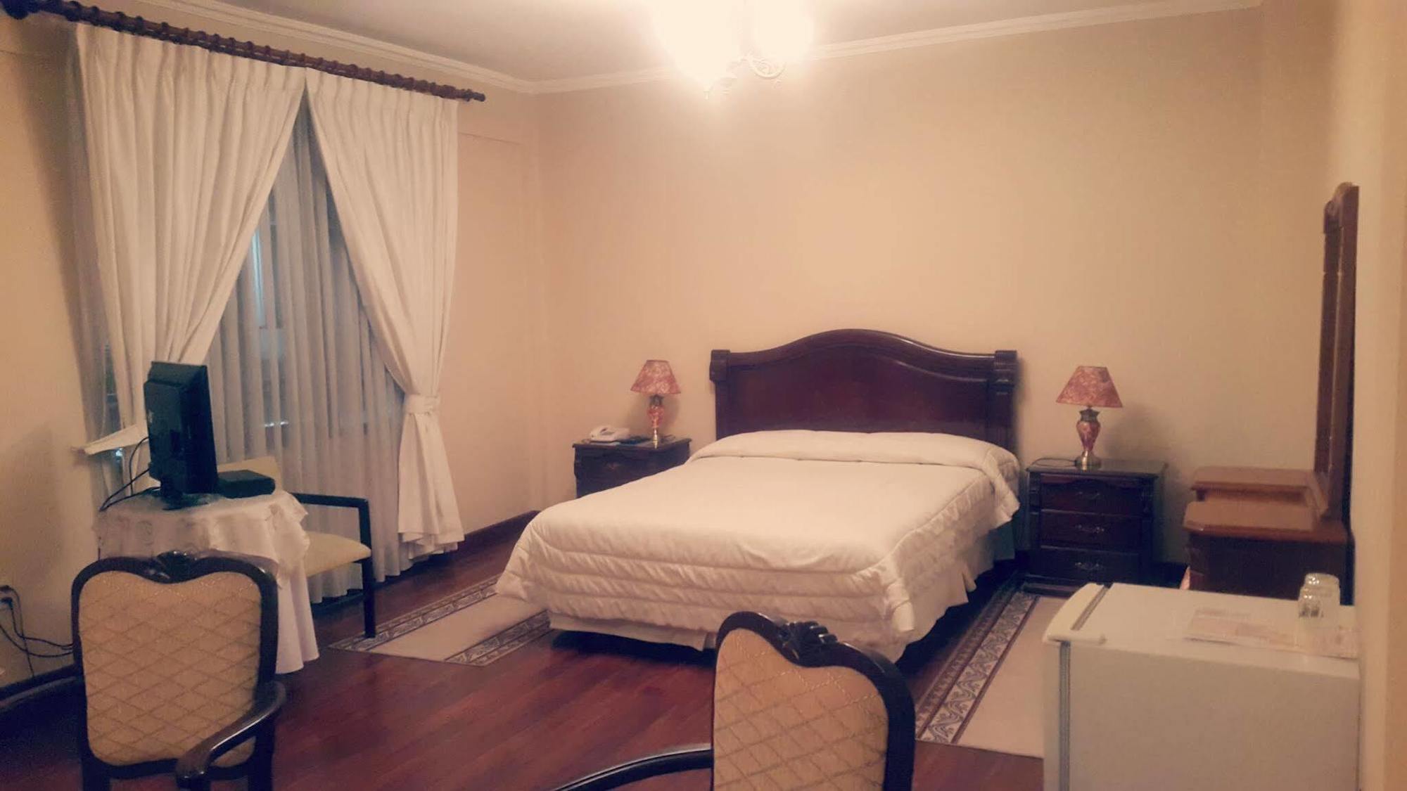Hotel Independencia Сукре Екстериор снимка